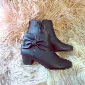 Like New: GH Bass Bethany Bootie with Bow Detail